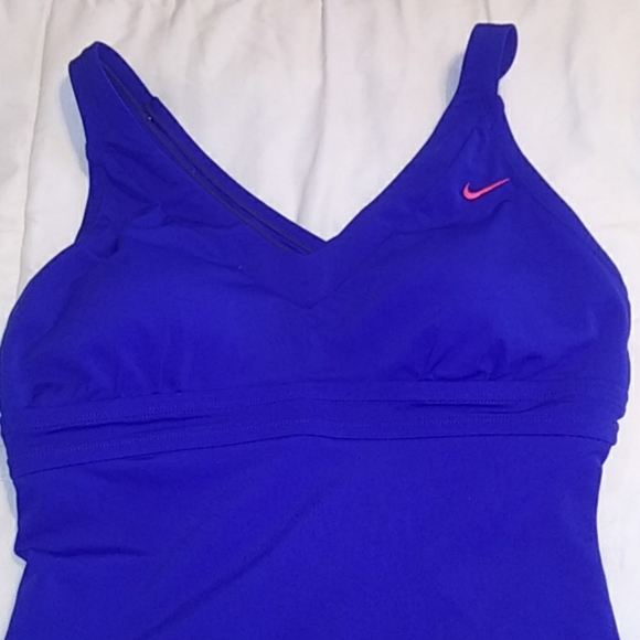 Nike Other - 🌊Nike size 10 women's one piece swim 🌊